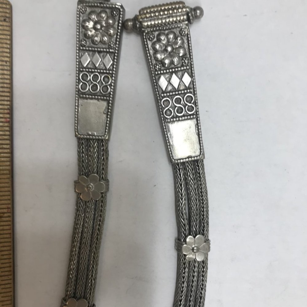 Silver Detailed Necklace - Picture 6 of 8